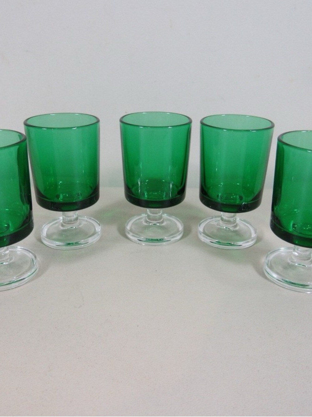 Set of 6  Vintage 2 7/8"h Luminarc Cavalier Emerald Green Cordial Glasses